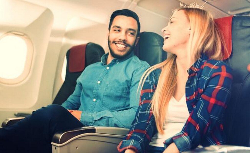  Una de cada 50 personas encuentra al amor de su vida en un avión: encuesta