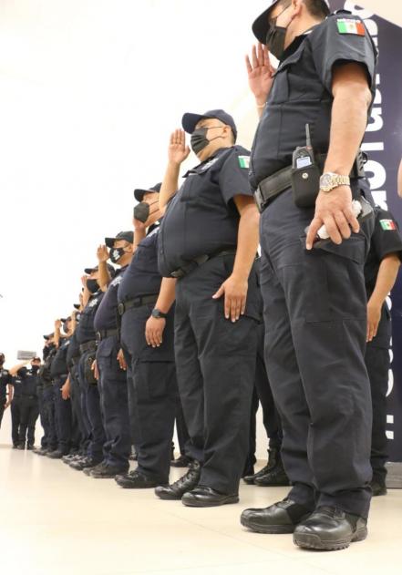 Titular de SSP en SLP toma protesta a nuevos directores de corporación estatal