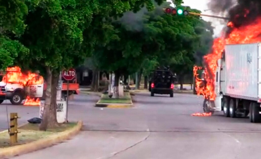 Tras fuga de reos, destituyen a director de penal de Culiacán