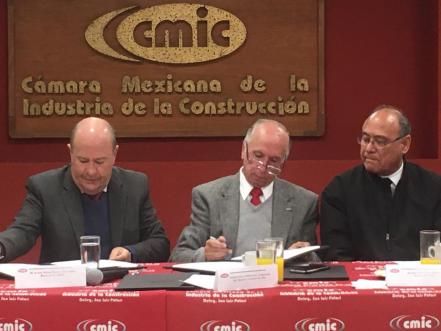 CMIC firma convenio con UASLP y Tecnológico de Matehuala 