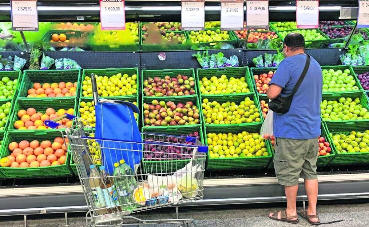Inflación sorprende al bajar a 5.18%, su menor tasa en más de dos años
