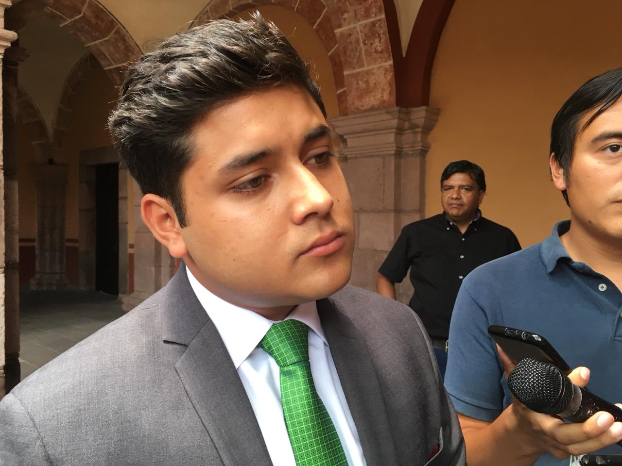 Recrimina nuevo presidente de la FUP recorte de apoyos para estudiantes