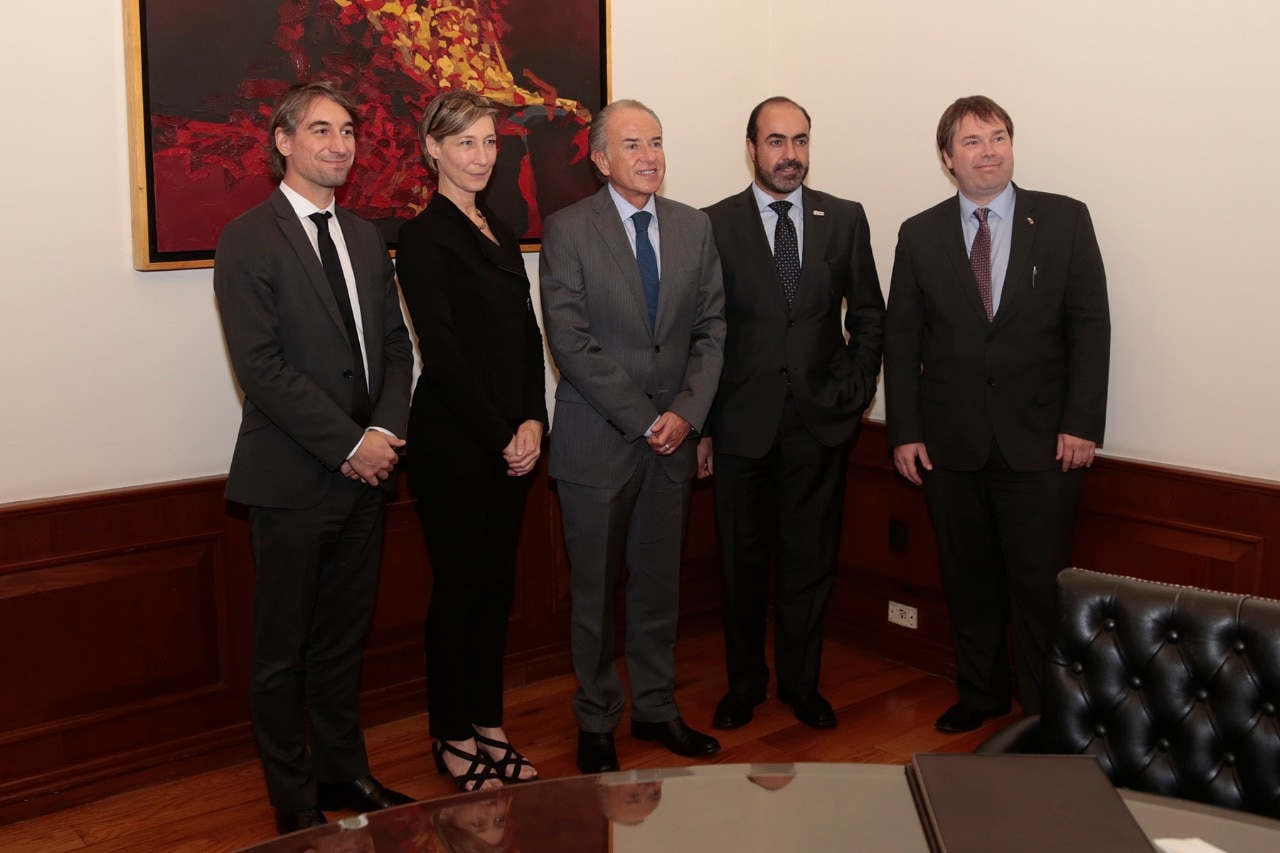 Gobernador sostiene encuentro con empresarios canadienses interesados en invertir en SLP