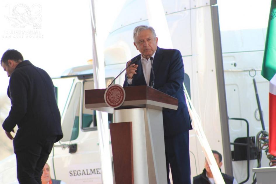 Presenta AMLO en SLP nueva canasta básica