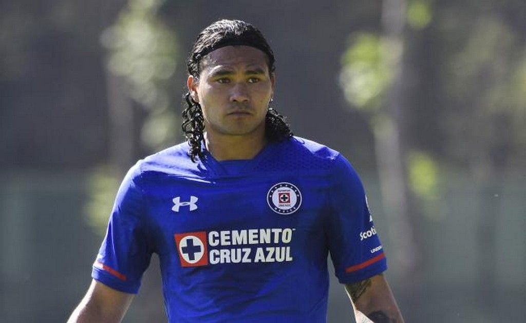 Imago7. Carlos "Gullit" Peña, durante el juego entre Cruz Azul y los Pumas del Clausura 2018