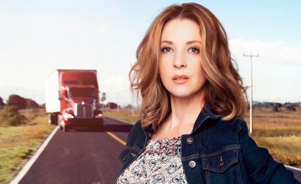 Edith González "regresa" a la televisión con "Eva la trailera"