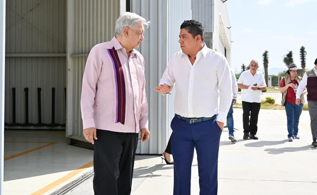 Casi 100 médicos cubanos llegarán a SLP como parte de IMSS Bienestar, anuncia Gallardo