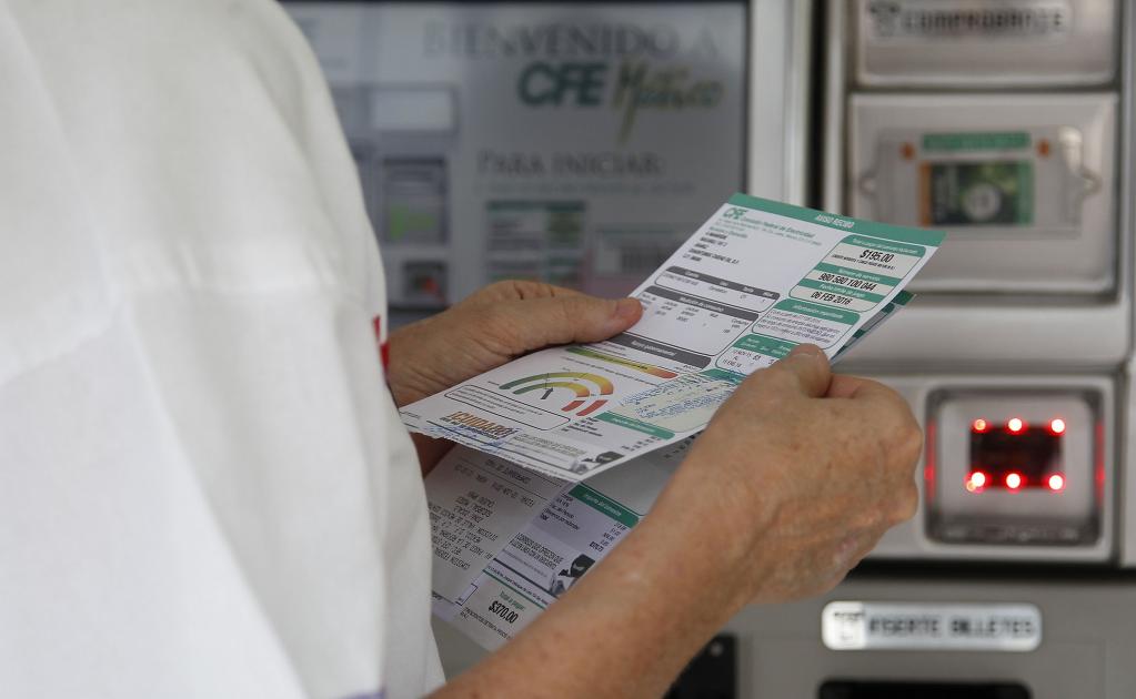 Tarifas de electricidad siguen al alza, denuncian empresarios