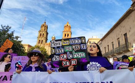8M: La furia de la Marea Violeta inunda el Centro Histórico de SLP