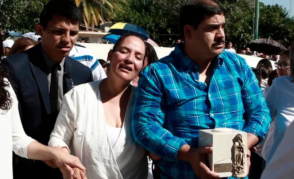 Llegan restos de Norberto a su tierra natal, Meoqui, Chihuahua 