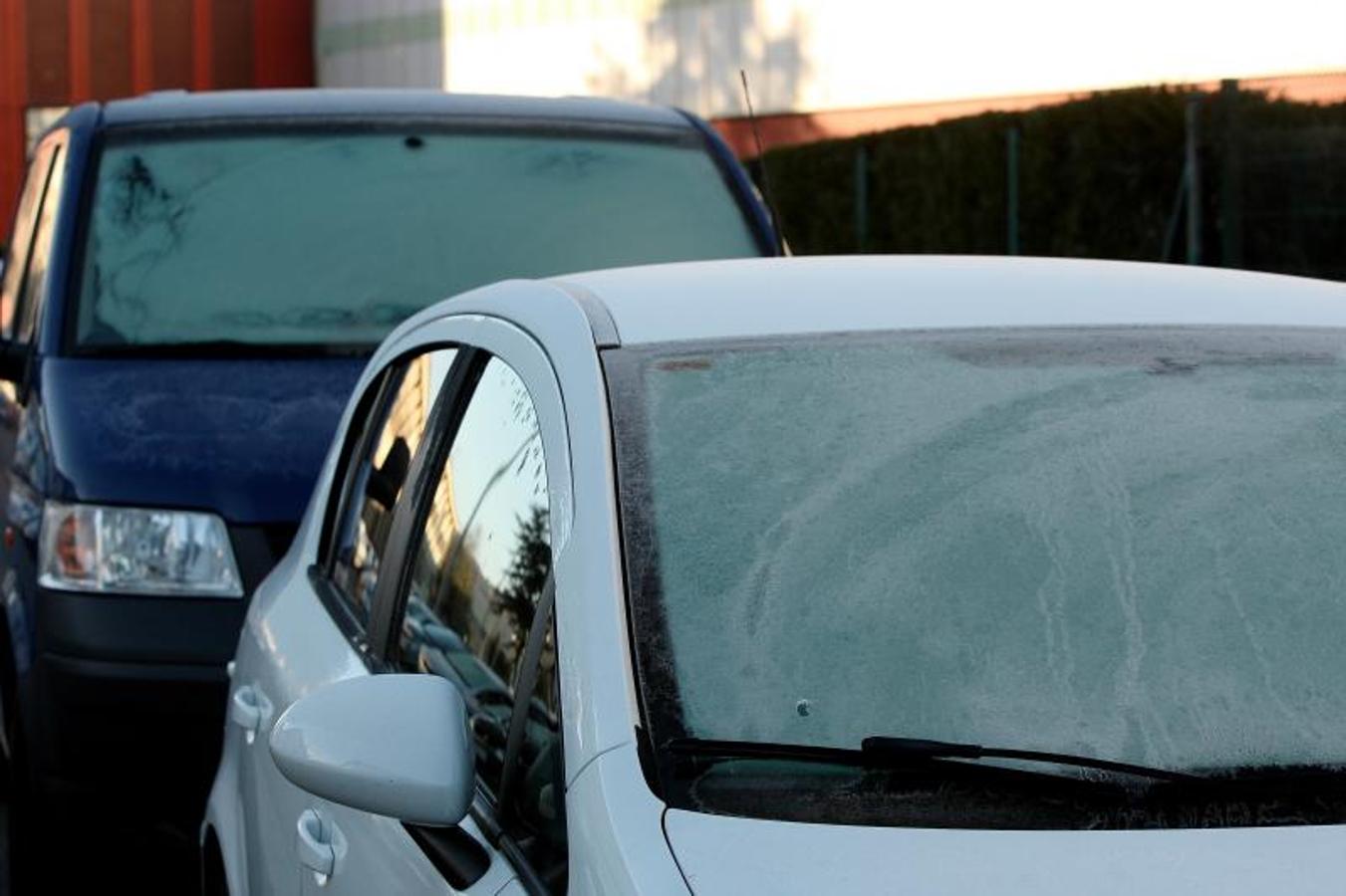 ¿Qué hacer si mi auto amanece con hielo?