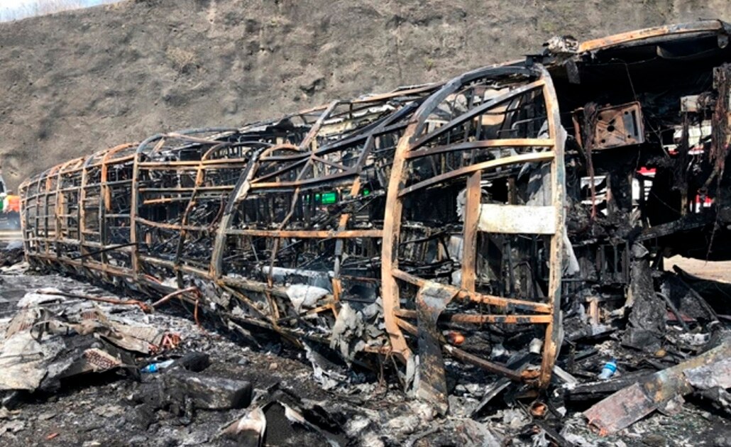 (VIDEO) Suman 20 muertos por accidente en autopista Veracruz-Puebla