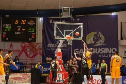 CB Santos se impone a Astros; logra su cuarta victoria