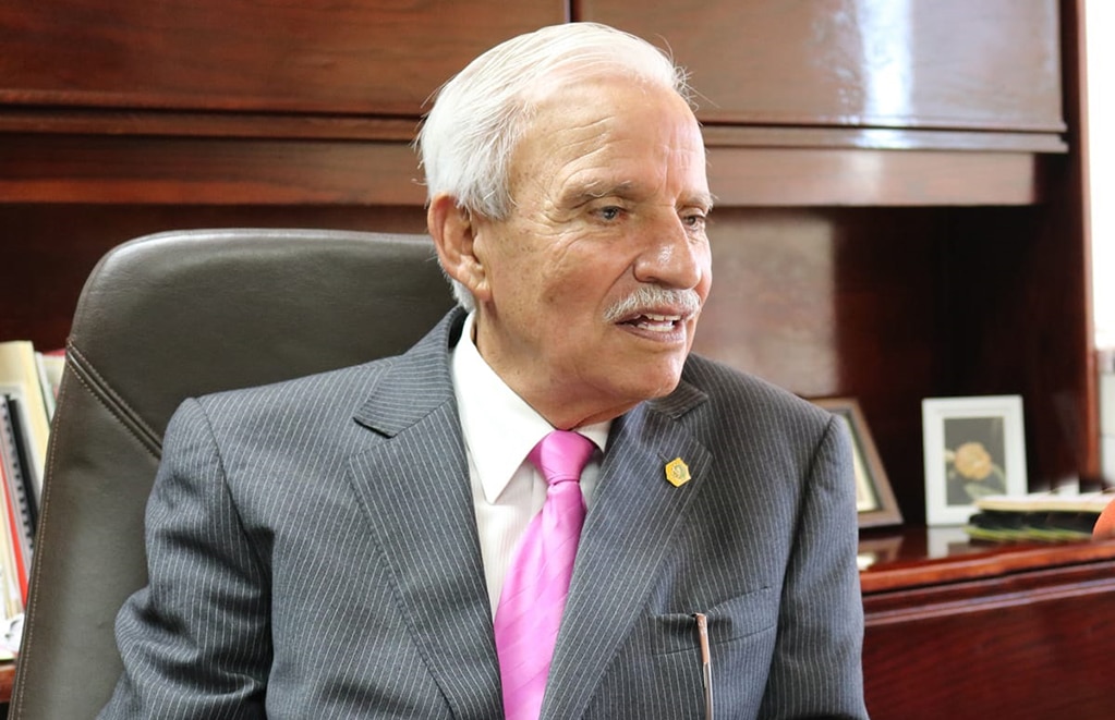 Continúan las clases en planteles educativos de Tanquián: Medellín Herbert