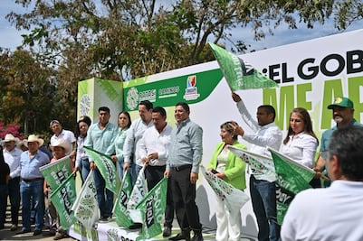 Inicia Ricardo Gallardo rescate de carretera en Tamasopo