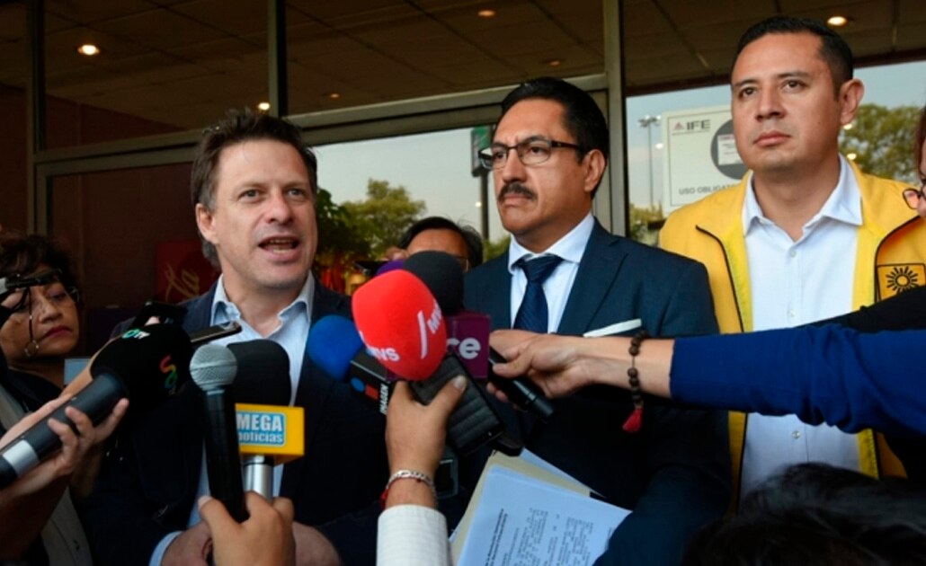 PRD amplía denuncia contra Bartlett ante SFP