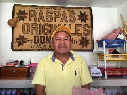 Raspas Don Fito, tradición gastronómica de Aquismón; "si no los pruebas, no veniste", aseguran