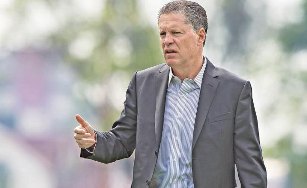 Ricardo Peláez, a prender La Máquina