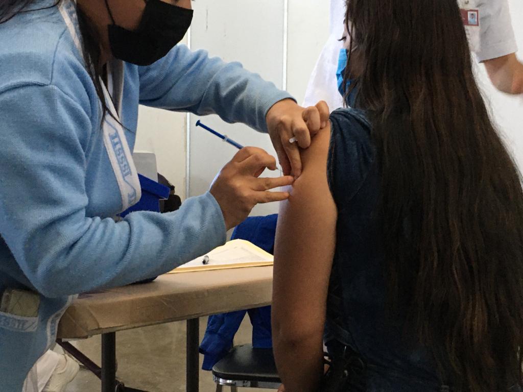 Anuncian aplicación de segundas dosis de antiCovid para rezagados en capital de SLP