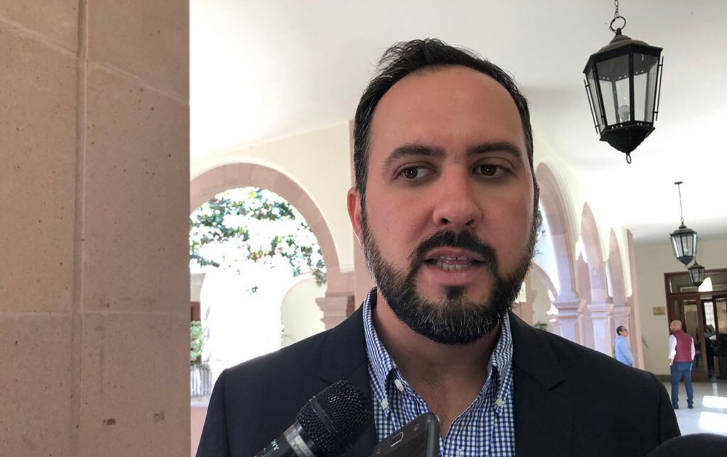 Sí hay voluntad para sacar Ley de Movilidad, responde diputado a UUZI