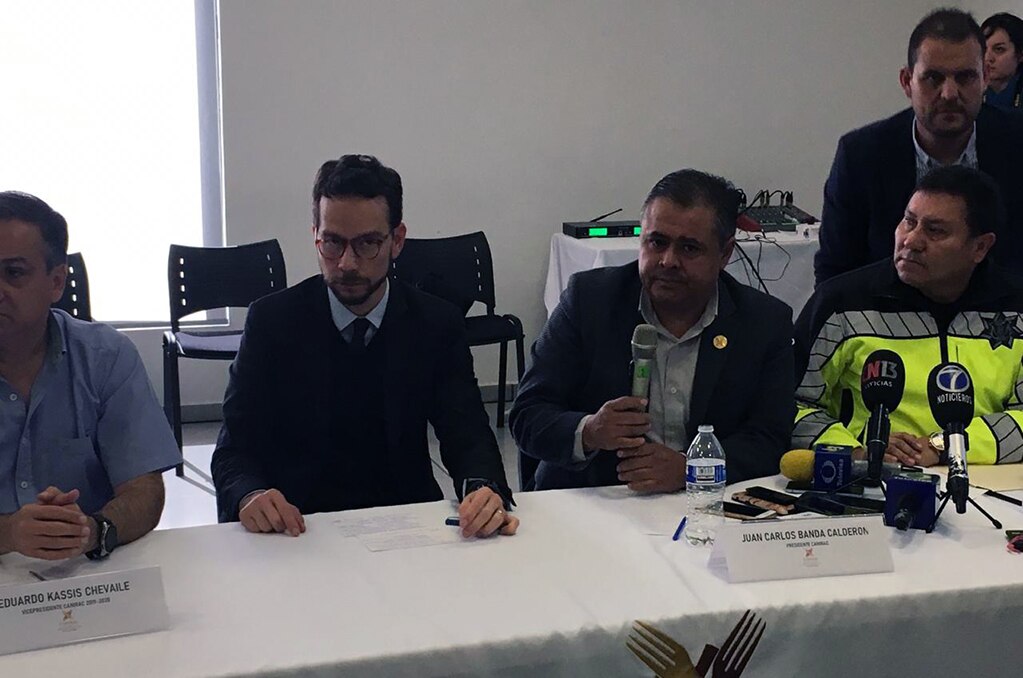 Restauranteros sostienen encuentro con jefes de seguridad de SLP