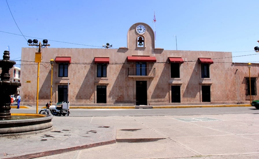 Tras quejas ciudadanas, Ayuntamiento de Soledad anuncia cambios de personal en áreas de atención
