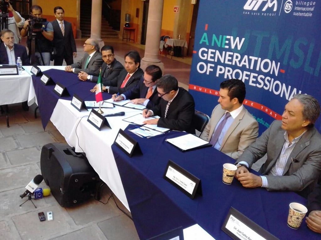 Firman convenio de colaboración UTMSLP y Secretaría del Trabajo. 