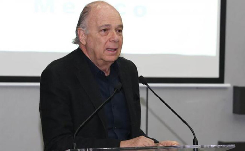 Ojalá no vuelva la era del autoritarismo, subraya Enrique Krauze