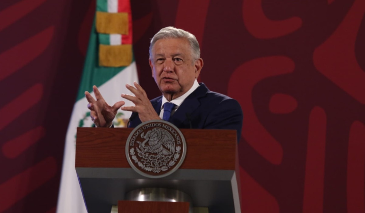 López Obrador adelantó que el próximo martes 24 de mayo se dará a conoce la convocatoria para ocupar las plazas de médicos especialistas que son necesarias. Foto: Carlos Mejía