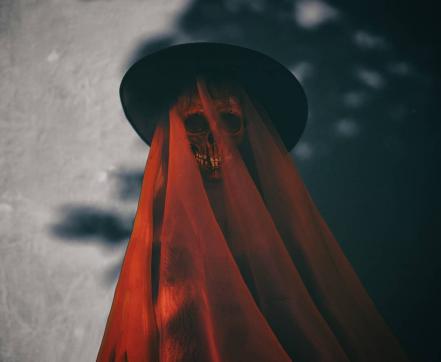 Del horror a los fenómenos sobrenaturales, la propuesta de la artista visual Lorena Torres