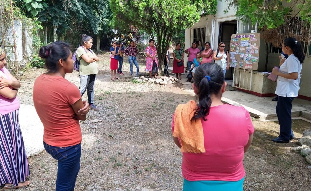 Graduación de escuela en SLP termina en intoxicación; hay dos personas muertas