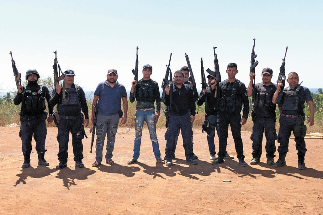 En seis estados de México hay 50 autodefensas