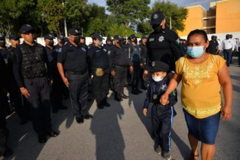 Eloy Osmar, de 5 años, cumple su sueño y se convierte en director honorario de la Policía de Soledad