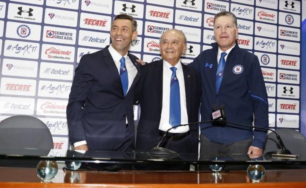 Presentan a Ricardo Peláez como director deportivo de Cruz Azul