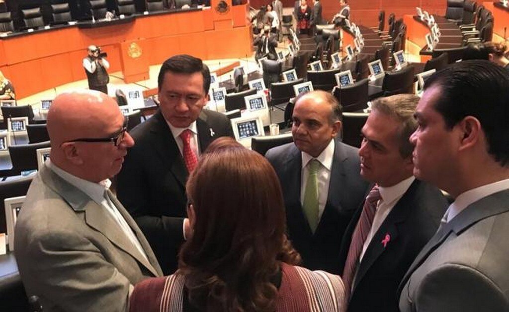 Los senadores Dante Delgado, Miguel Ángel Osorio Chong, Manuel Añorve, Miguel Ángel Mancera y Juan Zepeda. Foto: Especial