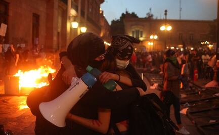 “¡Tu familia está en la lucha!” Más de 15 mil mujeres toman capital de SLP 