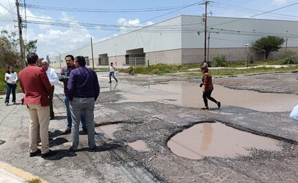 ¡Seguirán los baches! Lluvias mantendrán en pausa rehabilitación de vialidades en la Zona Industrial de SLP