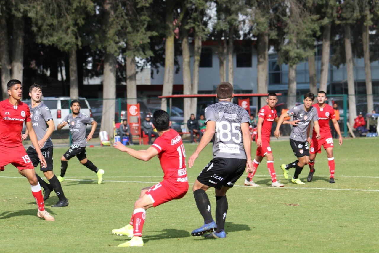 Fuerzas básicas de Necaxa caen en Toluca