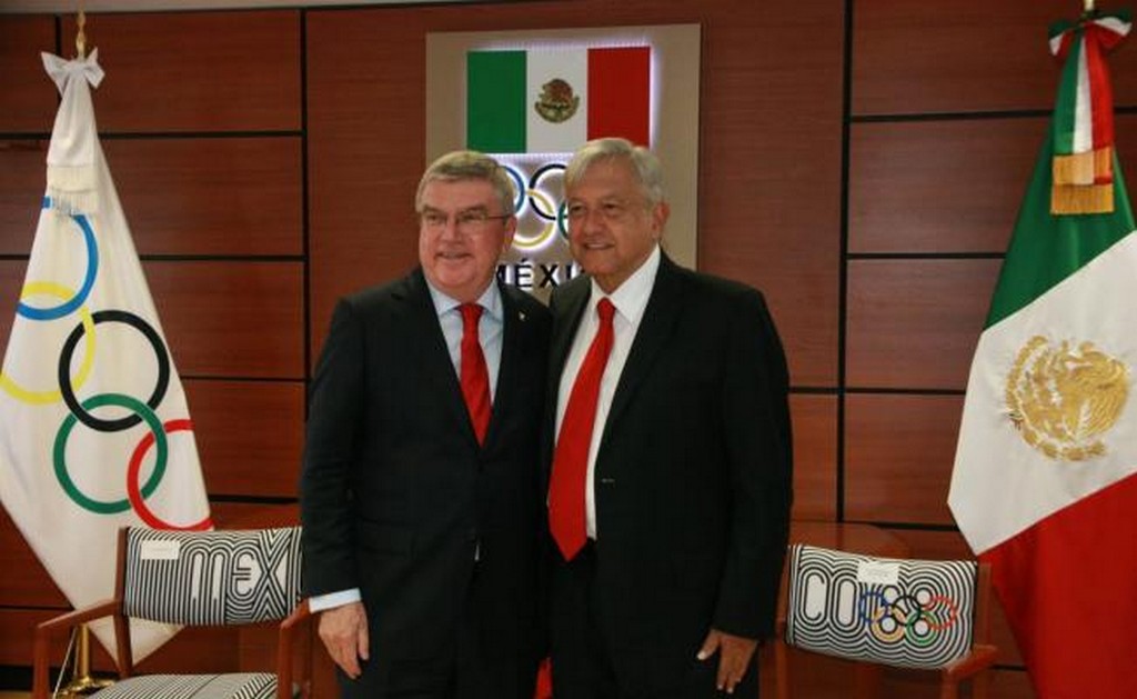 AMLO promete inversión en el deporte de 5 mil millones de dólares