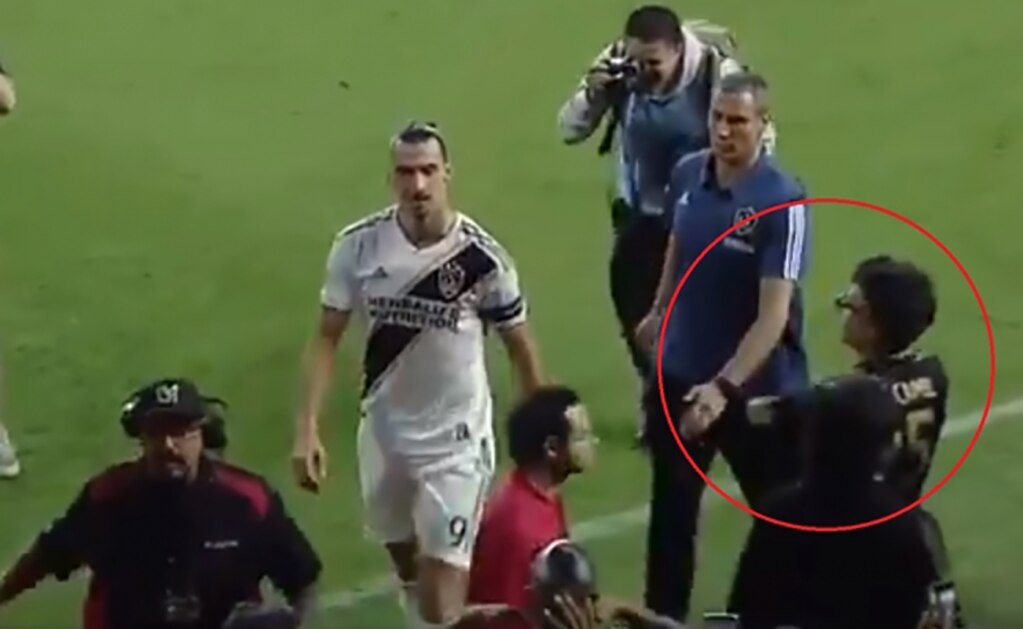 Actor mexicano provocó que Zlatan hiciera seña obscena