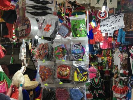 “Ahorita no hay recuperación de nada”, de la alegría de los disfraces a las tristes ventas en SLP