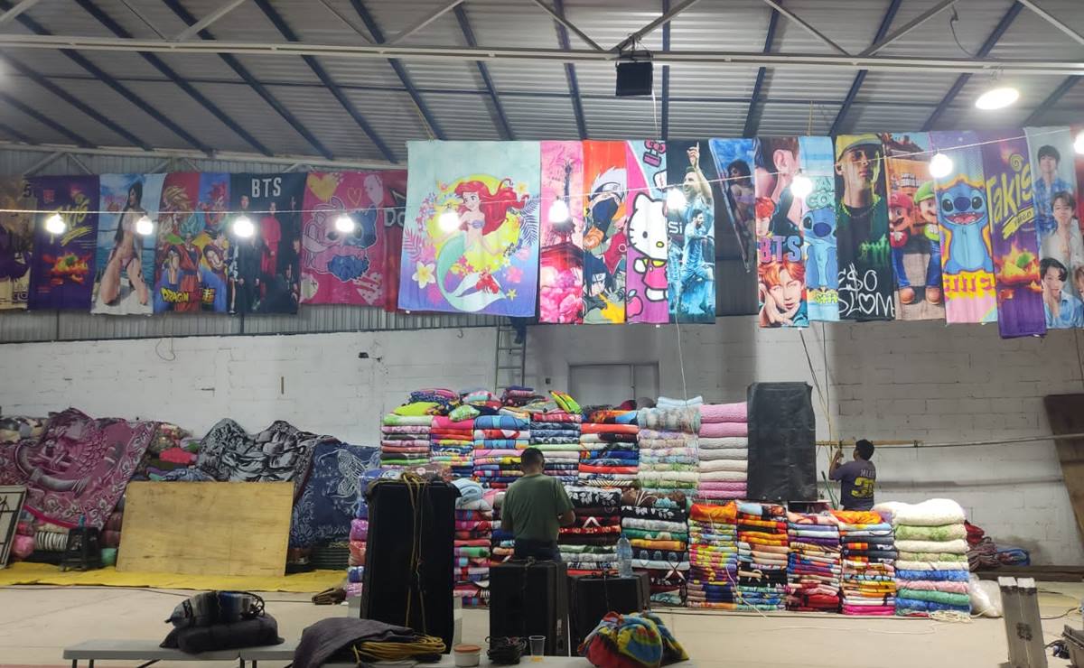 Pese a nueva ubicación en la Fenapo, comerciantes “gritones” están inconformes con el espacio