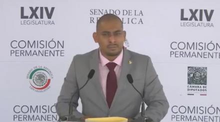 Eli Cervantes toma protesta como senador y suple a Primo Dothé