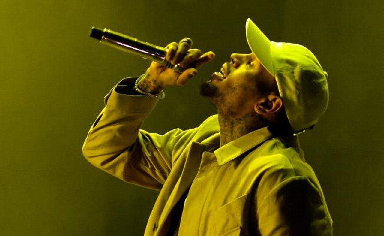 Rapero estadounidense Chris Brown, detenido en París por supuesta violación