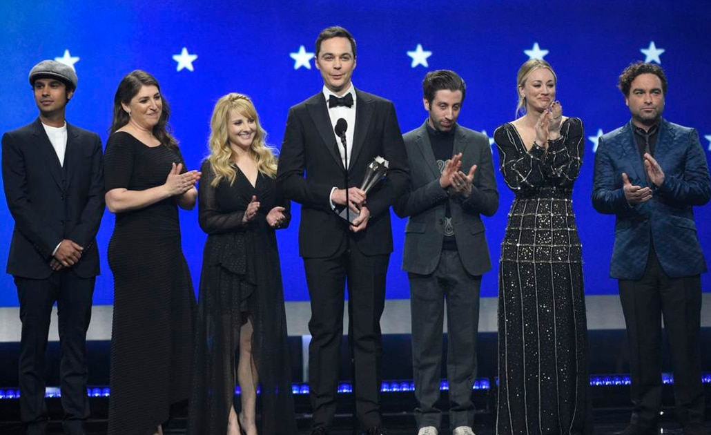 Abrazos y lágrimas en la última grabación de "The Big Bang Theory"