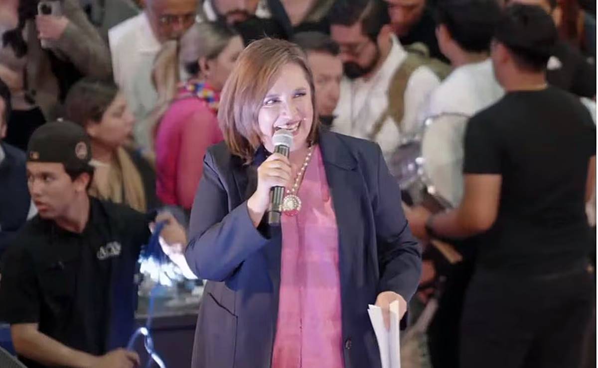 Xóchitl reta a Sheinbaum a debatir; "me tiene miedo", dice