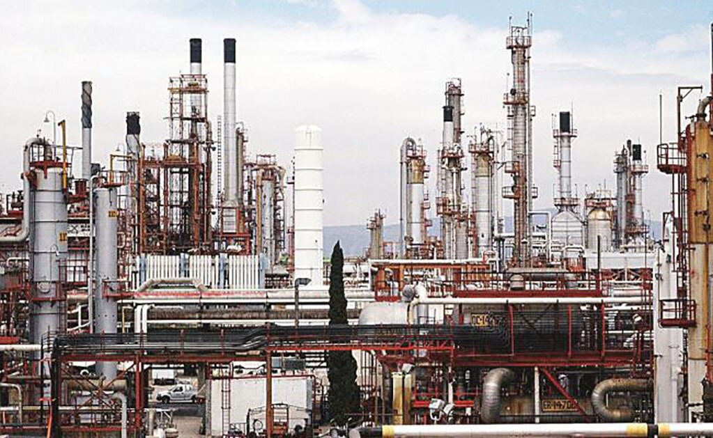 Matan a jefe de Seguridad de refinería de Salamanca