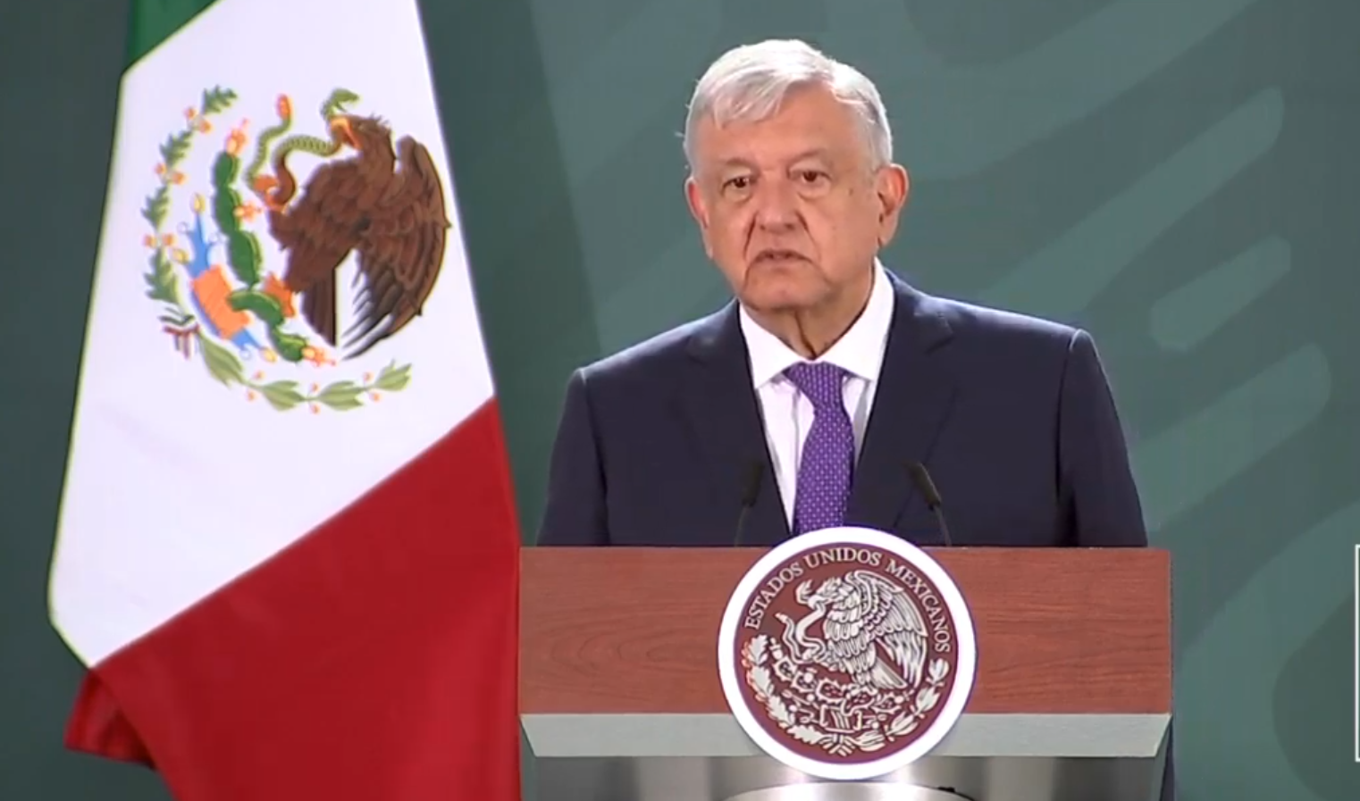 SLP es una isla, "pero un paraíso" en seguridad: López Obrador