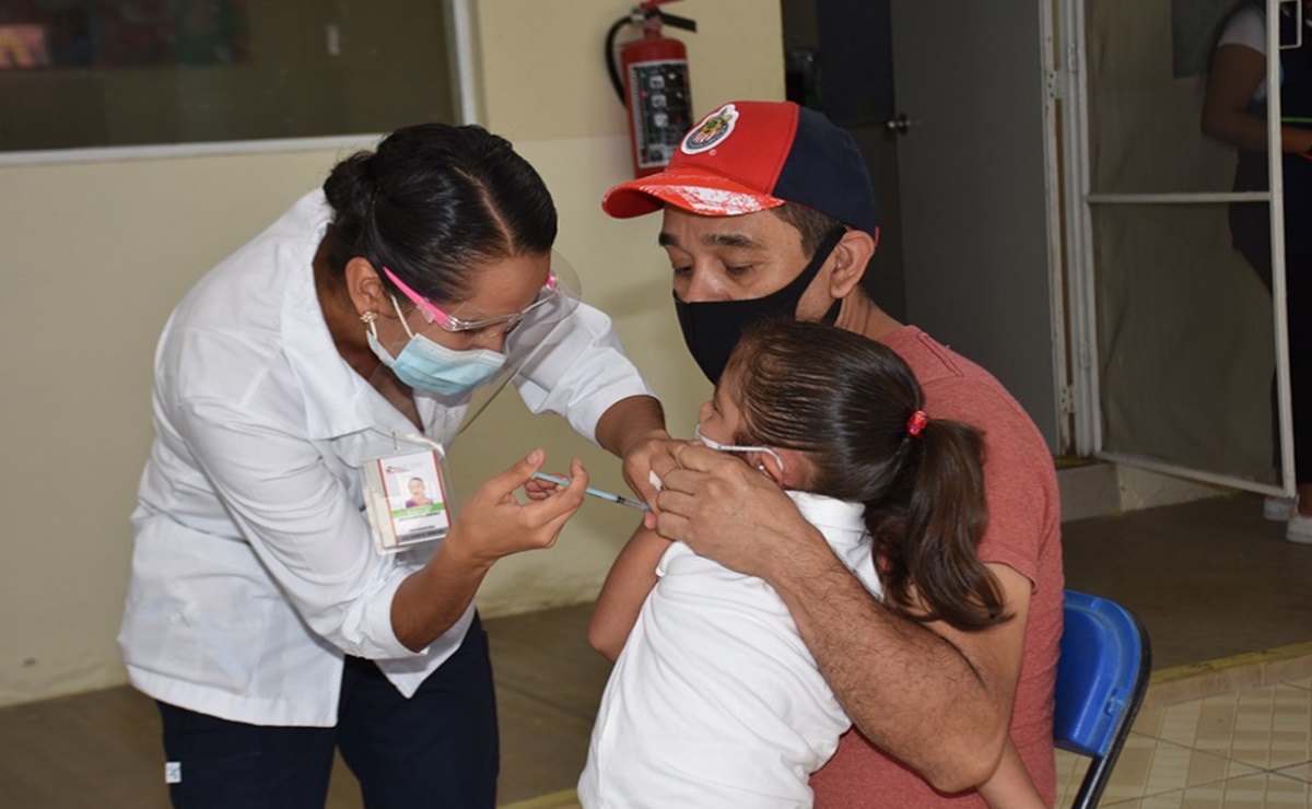 Inicia campaña de vacunación contra sarampión y rubéola en zona metropolitana de SLP