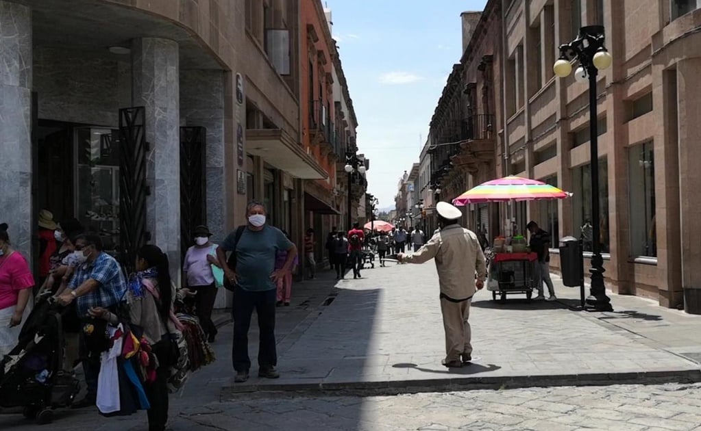 En 24 horas se contabilizan 2 mil 76 casos y 6 muertes por Covid-19 en San Luis Potosí